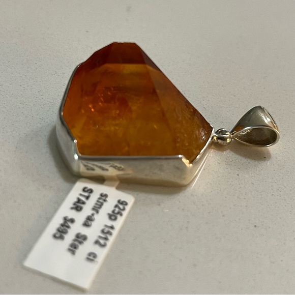 One of a kind 72.90 carat faceted Citrine Quartz Pendant - Picture 2 of 11